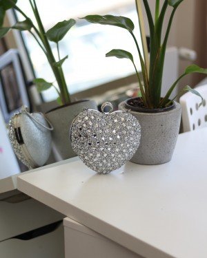 Kadın Silver Taş Detaylı Kalp Form Tutmalı Abiye Çanta