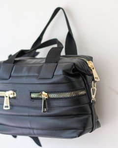 Siyah Çift Fermuarlı El & Omuz Çantası Siyah Çift Fermuarlı El & Omuz Çantası