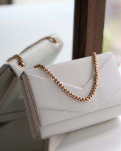 Kadın Beyaz Yeşili Zarf Kutu Omuz Çantası Kadın Beyaz Yeşili Zarf Kutu Omuz Çantası