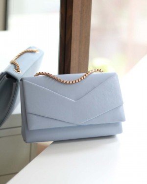 Kadın Bebe Mavi Zarf Kutu Omuz Çantası Kadın Bebe Mavi Zarf Kutu Omuz Çantası