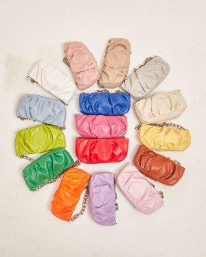 Pembe Silver Zincir Detaylı Askılı Çanta 