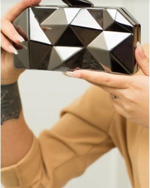 Kadın Siyah Metal Abiye Çanta