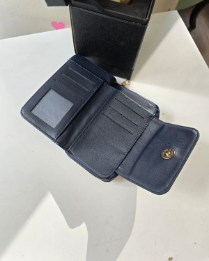 Kadın Lacivert İnce Kroko Doku Gold Logo Kartlıklı Cüzdan