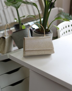 Kadın  Gold Metal Tutma Saplı Kapaklı Abiye Çanta