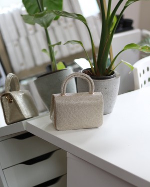 Gold Simli Tutma Saplı Zincir Detaylı Abiye El Çantası