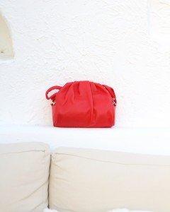 Kadın Kırmızı Yumuşak Pileli Omuz Çantası