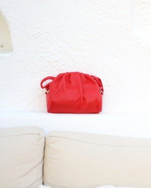 Kadın Kırmızı Yumuşak Pileli Omuz Çantası