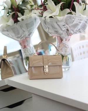 Kadın Vizon Rugan Toka Detaylı Zincirli El Omuz Çantası