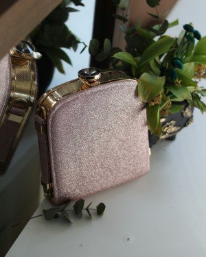 Kadın Pembe Örgü Saplı Matara Abiye Çanta Kadın Pembe Örgü Saplı Matara Abiye Çanta