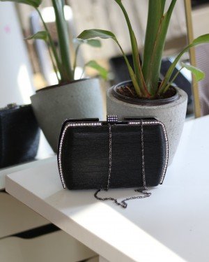 Kadın Siyah Çizgi Doku Kristal Taş Detaylı Abiye Çanta