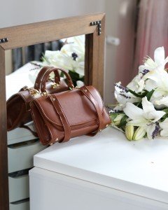 Kadın Taba Oval Kapak Detaylı Askılı Omuz Çantası Kadın Taba Oval Kapak Detaylı Askılı Omuz Çantası