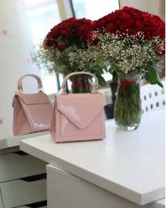 Kadın Pudra Rugan Kapak Detaylı Askılı Omuz Çantası