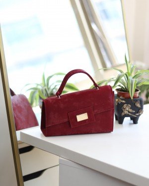 Kadın Bordo Yamuk Form Gold Toka Detaylı Omuz Çantası